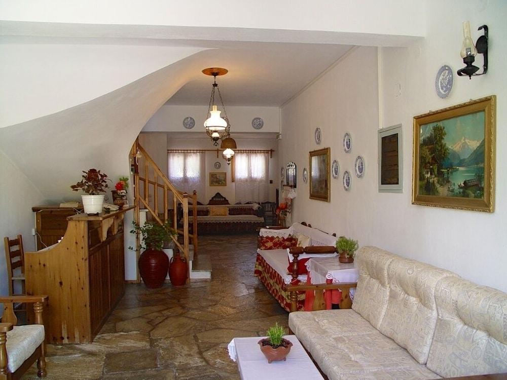 Guesthouse Christos سكوبيلوس تاون المظهر الخارجي الصورة
