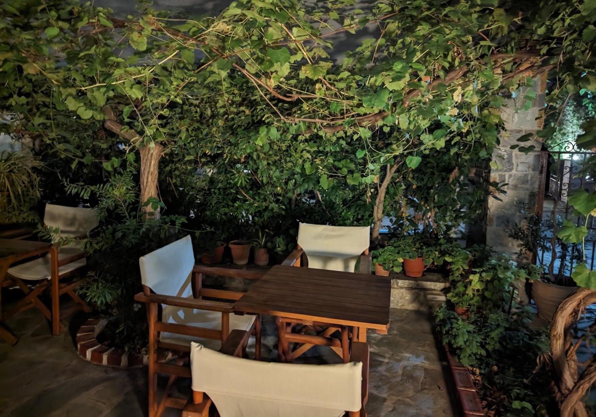 Guesthouse Christos سكوبيلوس تاون المظهر الخارجي الصورة